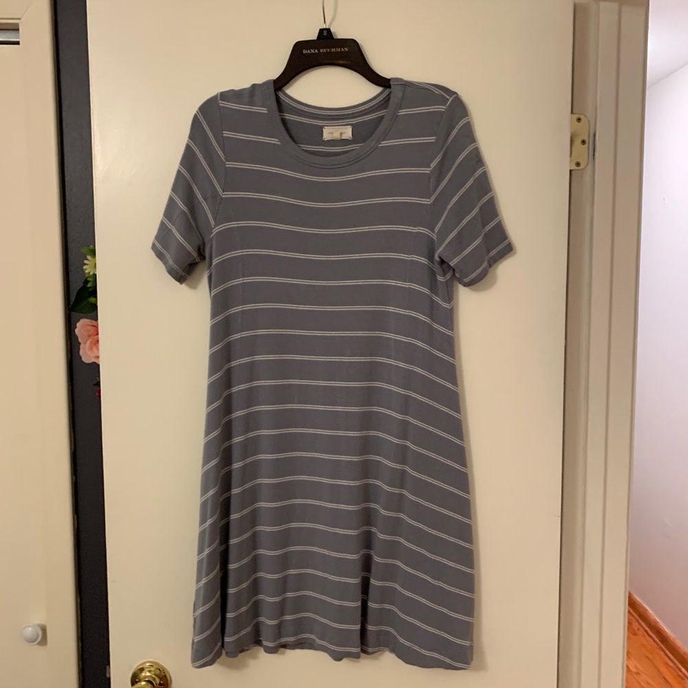 Anne Taylor Loft Lou and Gray Blue T-Shirt Dress